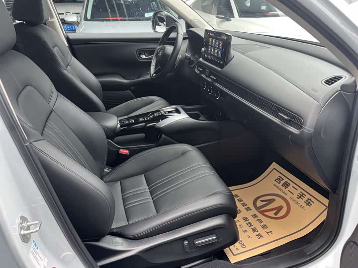 Фото 6 - Honda HR-V