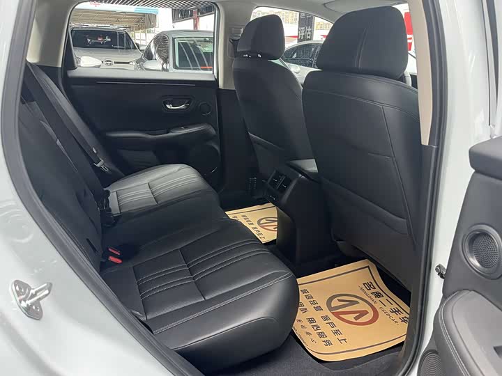 Фото 9 - Honda HR-V