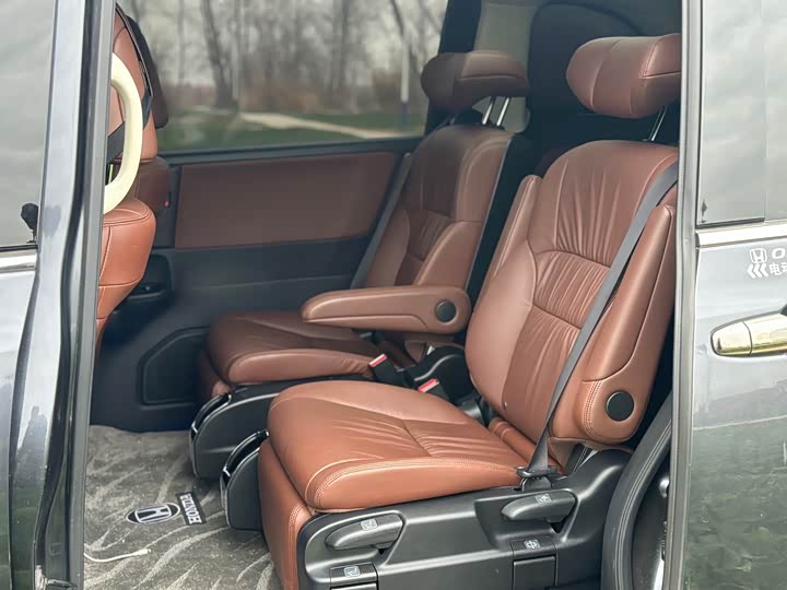 Фото 5 - Honda Odyssey