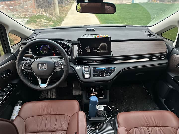 Фото 7 - Honda Odyssey