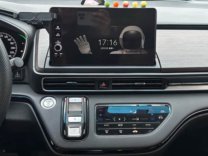 Фото 8 - Honda Odyssey