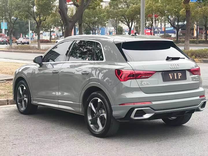 Фото 9 - Audi Q3