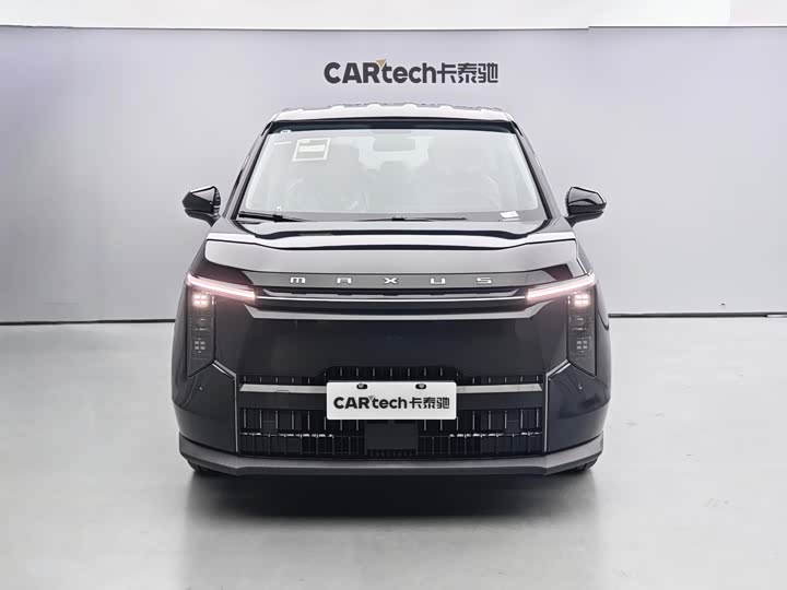 Фото 2 - Maxus Mifa 7