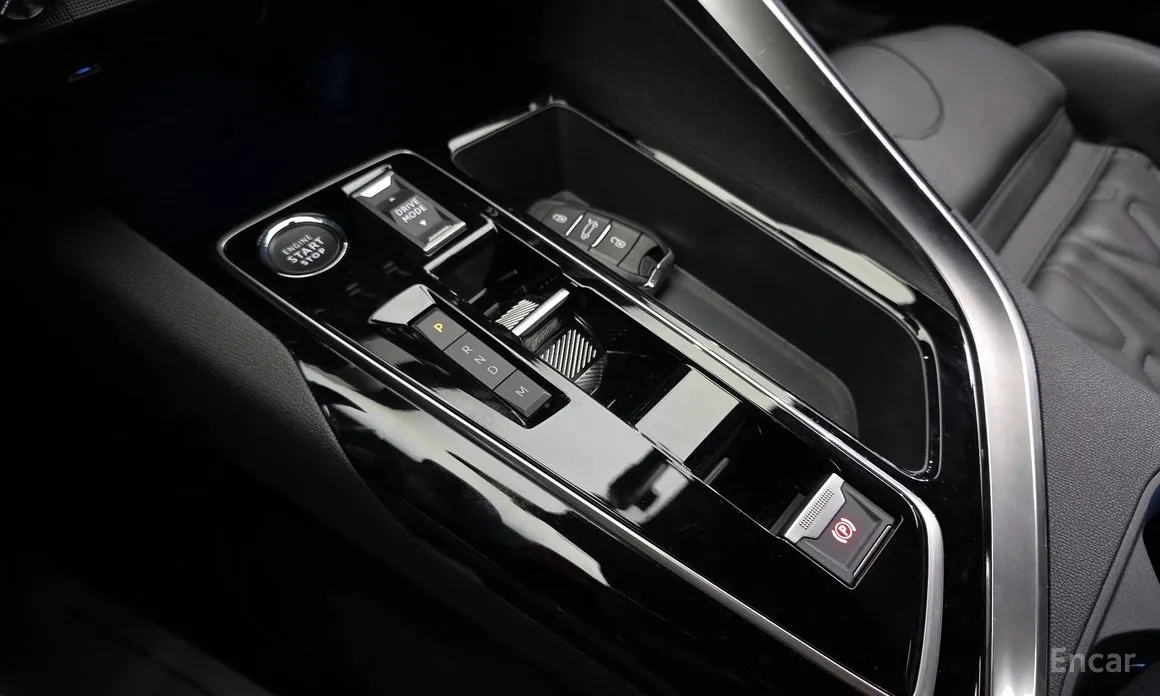 Фото 9 - Peugeot 3008