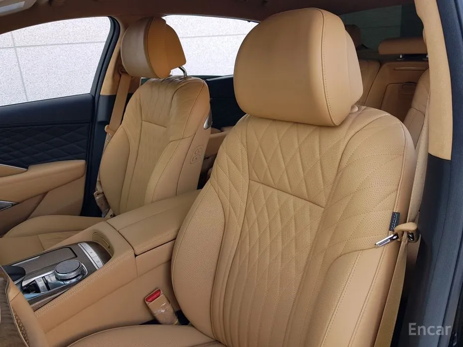 Фото 12 - Kia K9