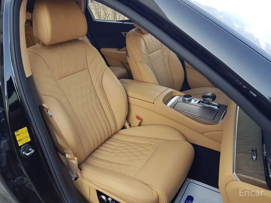 Фото 13 - Kia K9