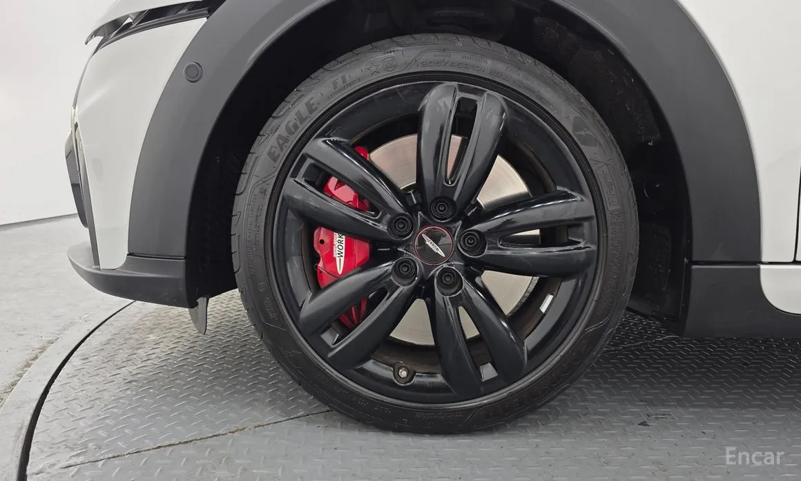 Фото 5 - Mini Cooper Convertible