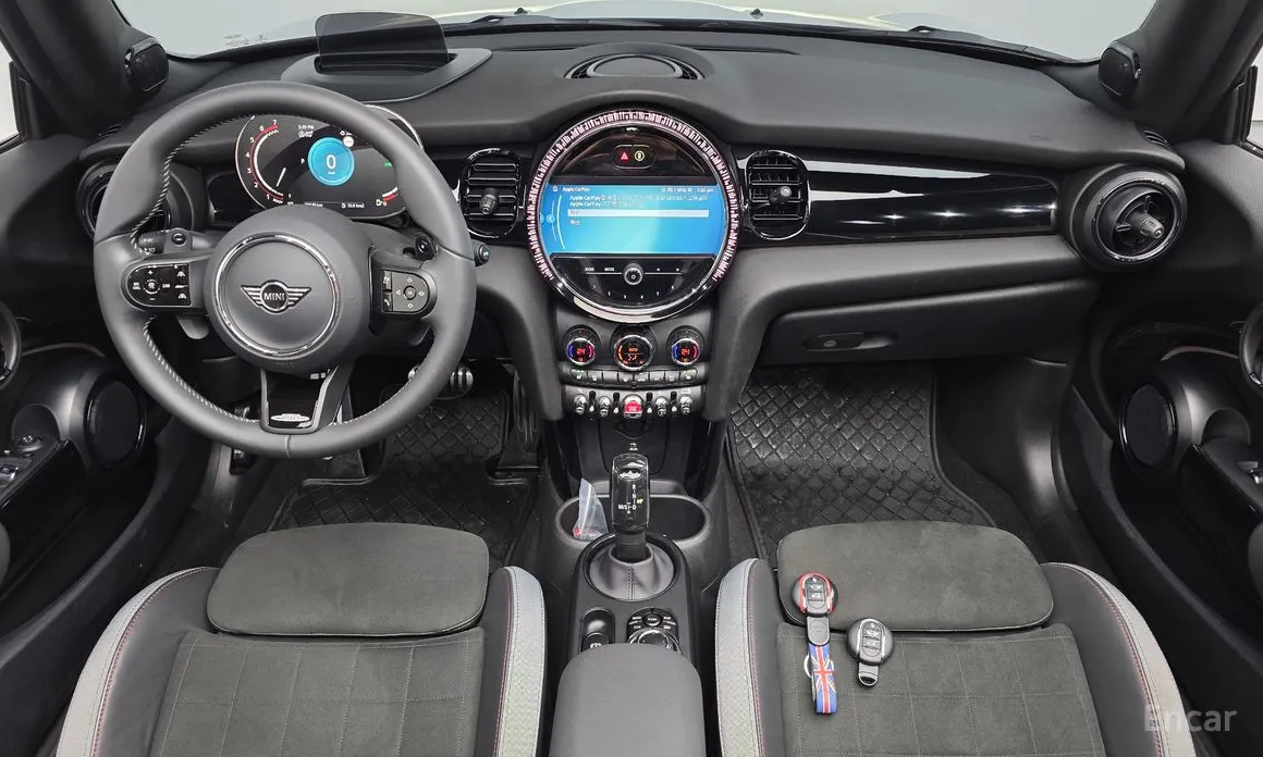 Фото 7 - Mini Cooper Convertible