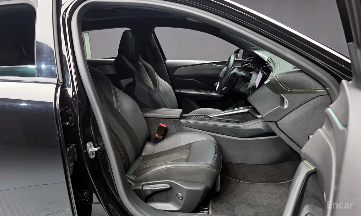 Фото 10 - Peugeot 308