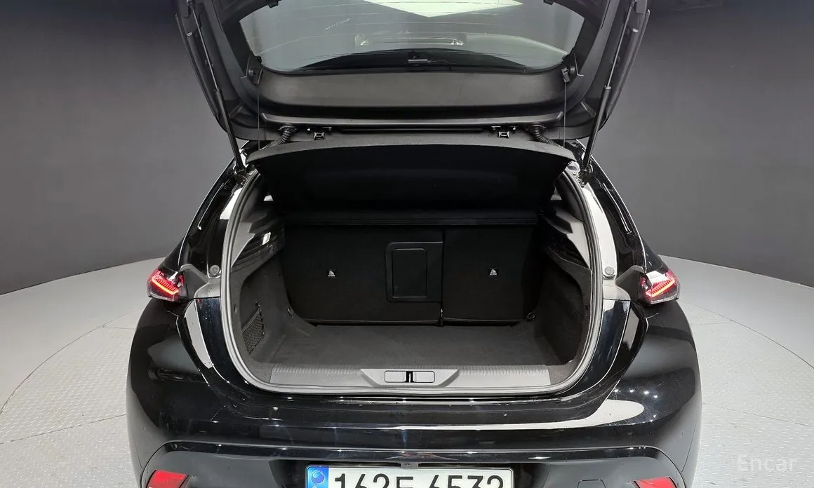 Фото 20 - Peugeot 308