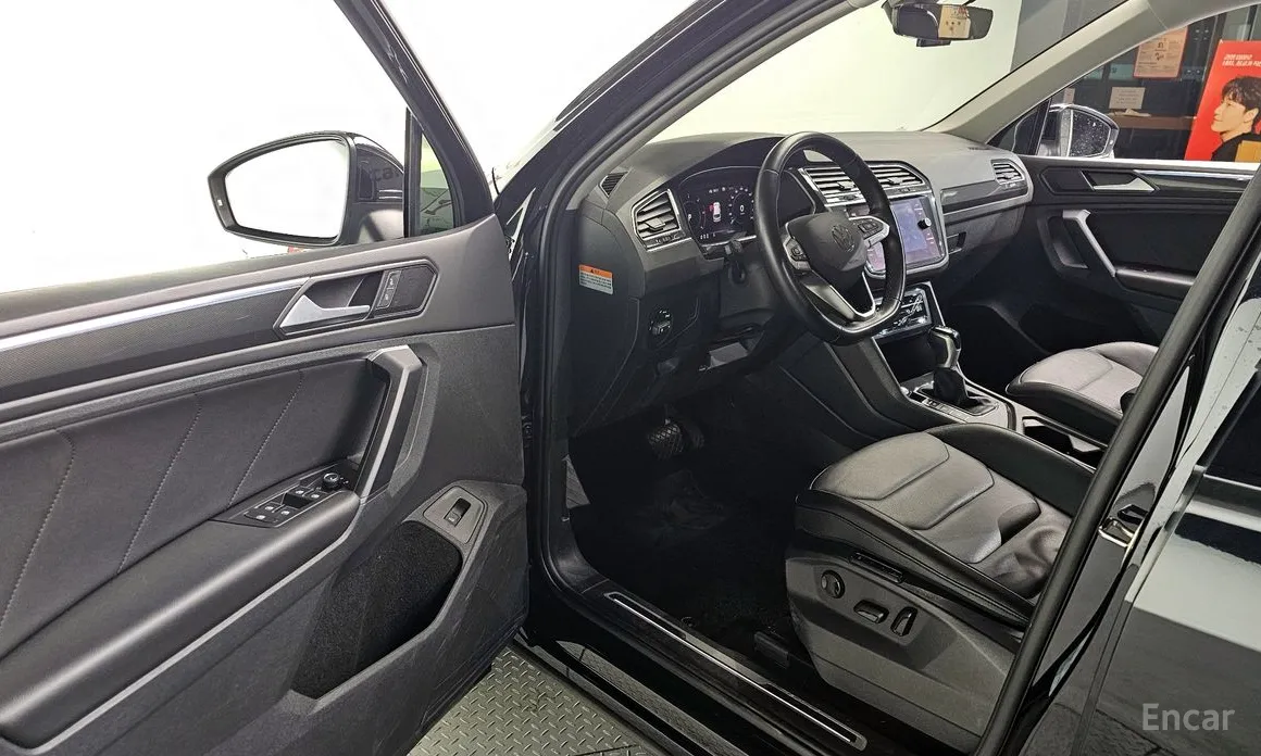 Фото 10 - Volkswagen Tiguan