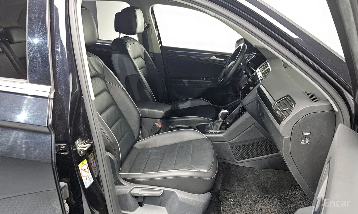 Фото 11 - Volkswagen Tiguan