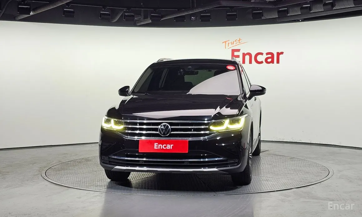 Фото 3 - Volkswagen Tiguan