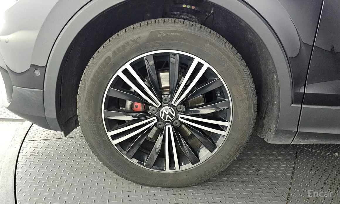 Фото 5 - Volkswagen Tiguan