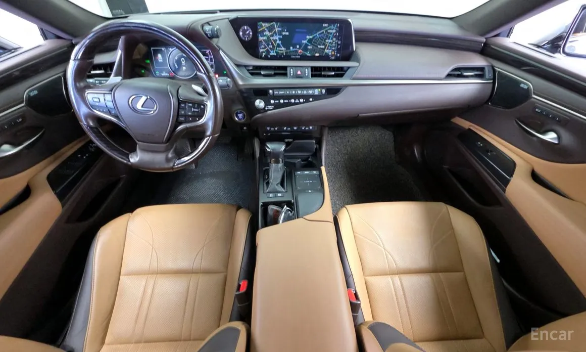 Фото 7 - Lexus ES