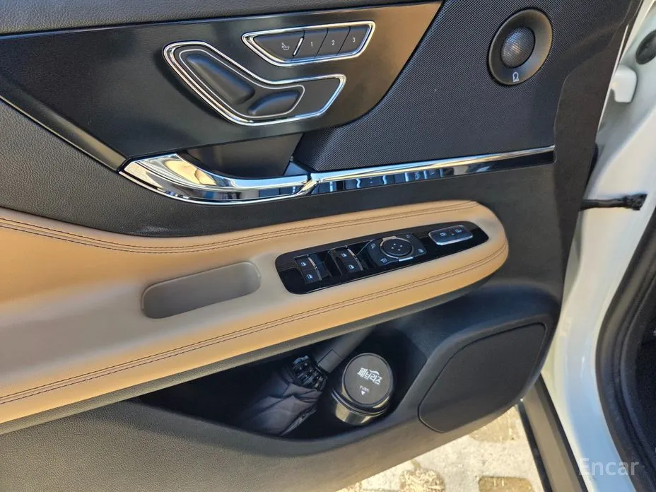 Фото 12 - Lincoln Corsair