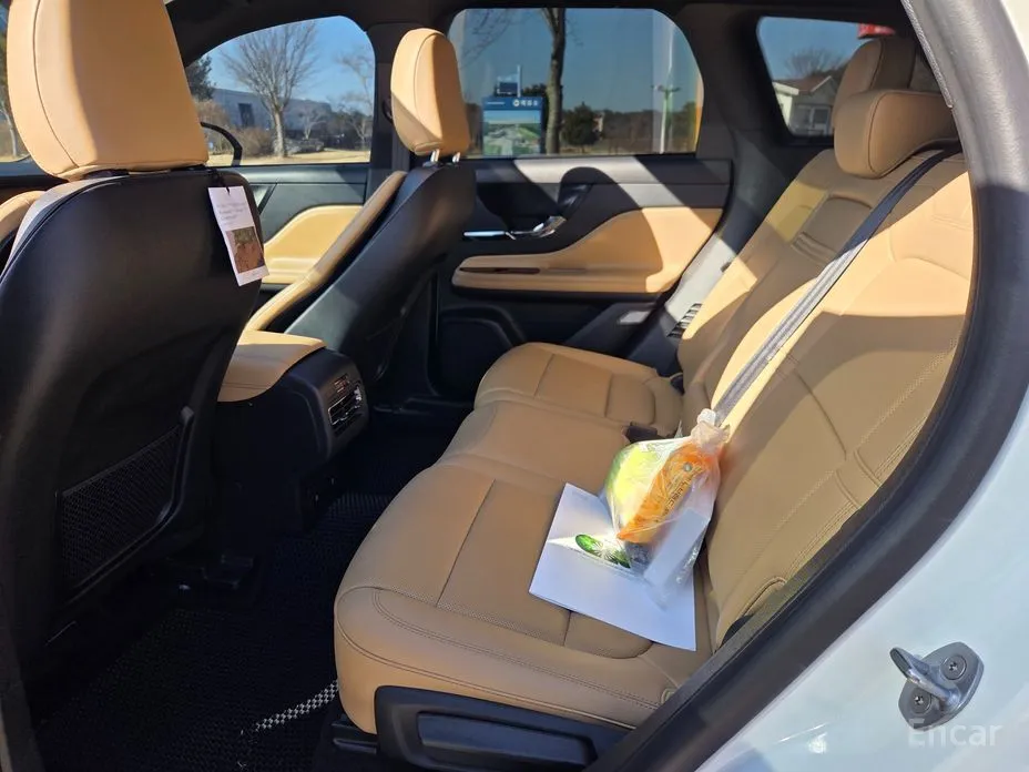 Фото 14 - Lincoln Corsair