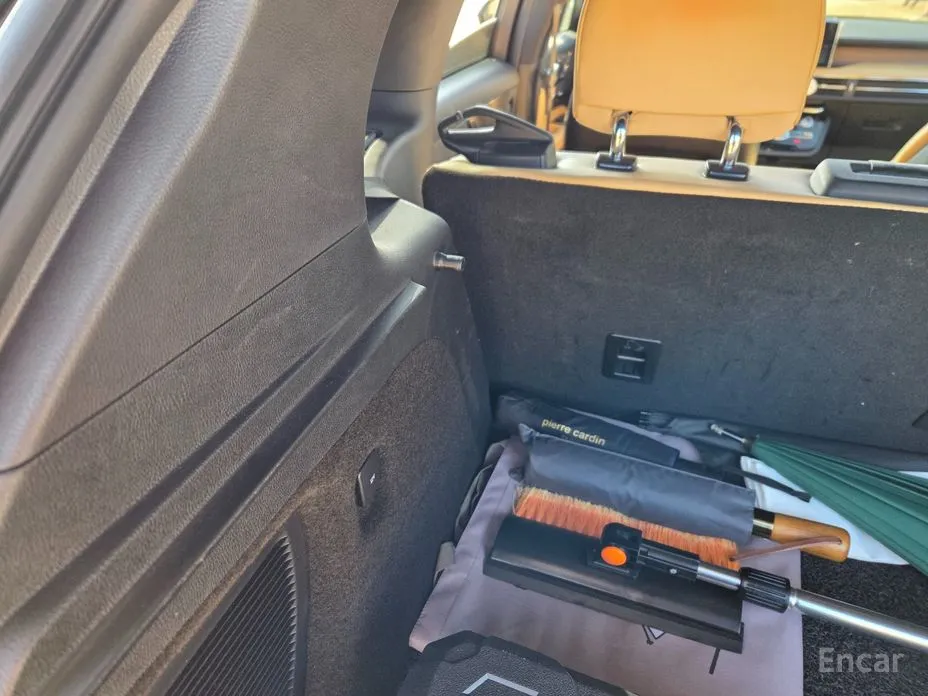 Фото 17 - Lincoln Corsair