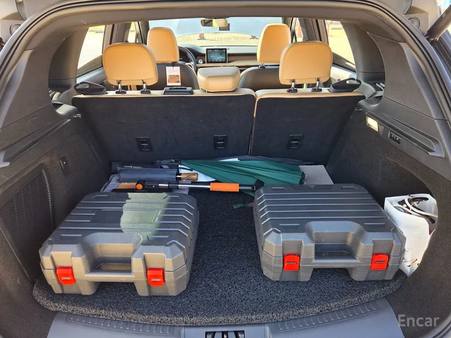 Фото 18 - Lincoln Corsair