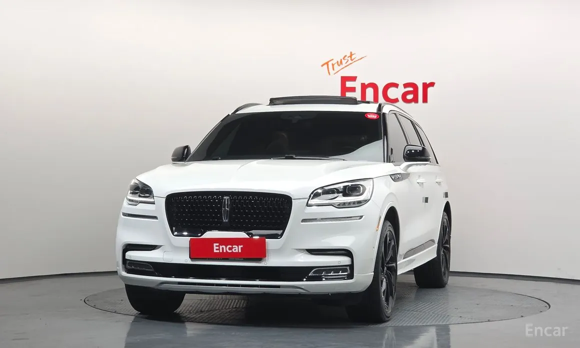 Фото 3 - Lincoln Aviator