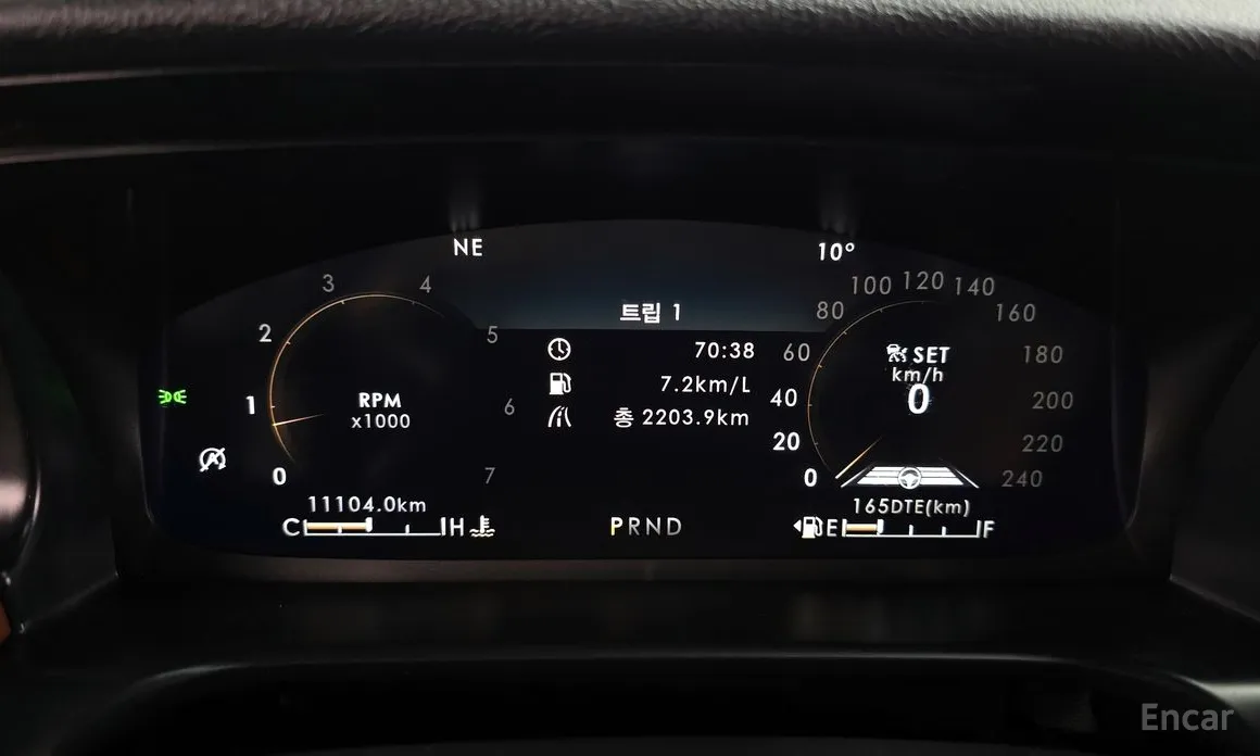 Фото 8 - Lincoln Aviator