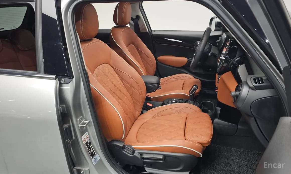 Фото 10 - Mini Cooper