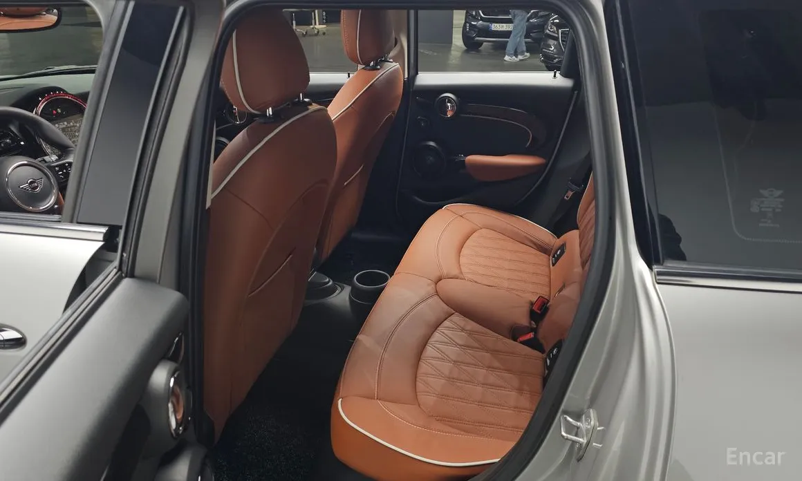 Фото 12 - Mini Cooper