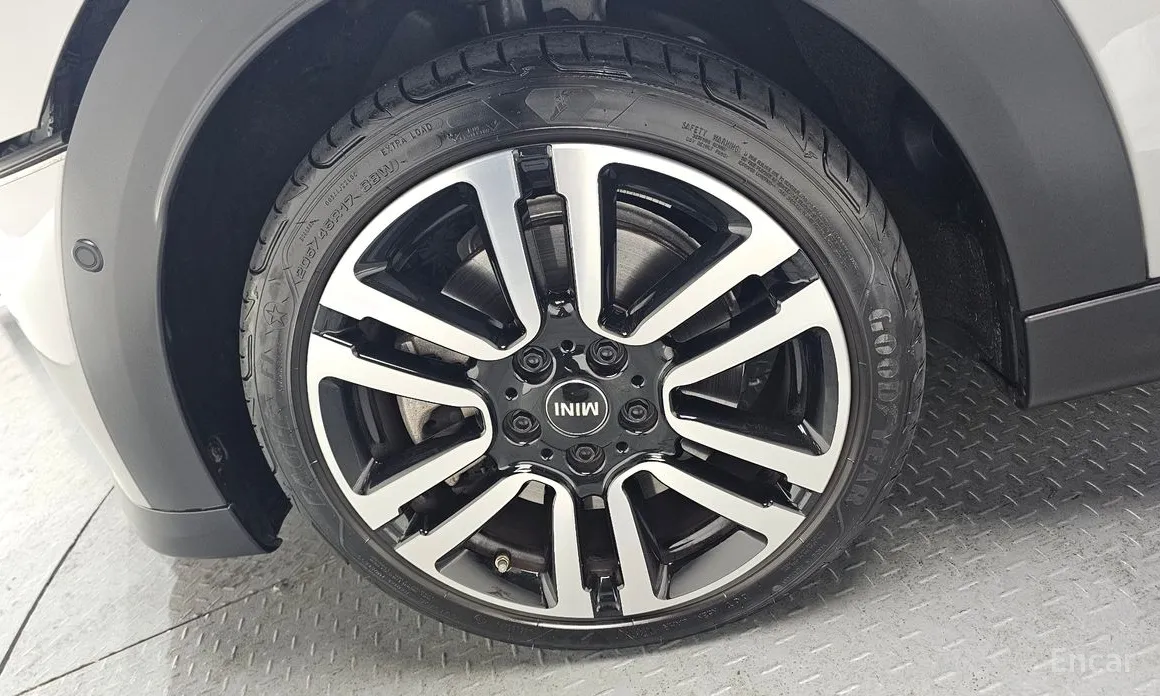 Фото 5 - Mini Cooper