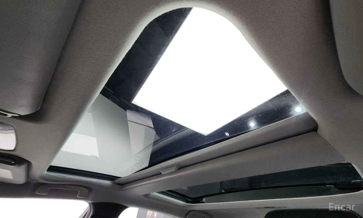 Фото 19 - Toyota Prius