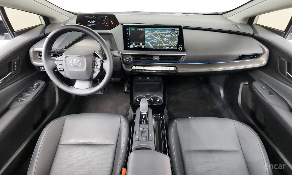 Фото 7 - Toyota Prius