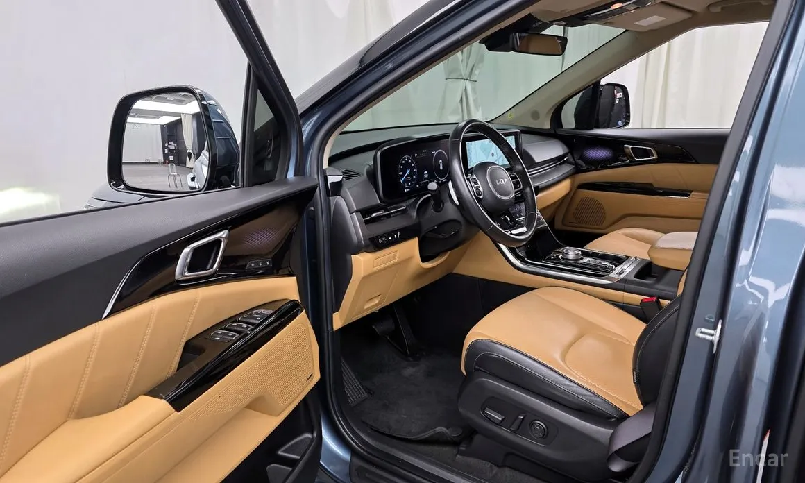 Фото 10 - Kia Carnival