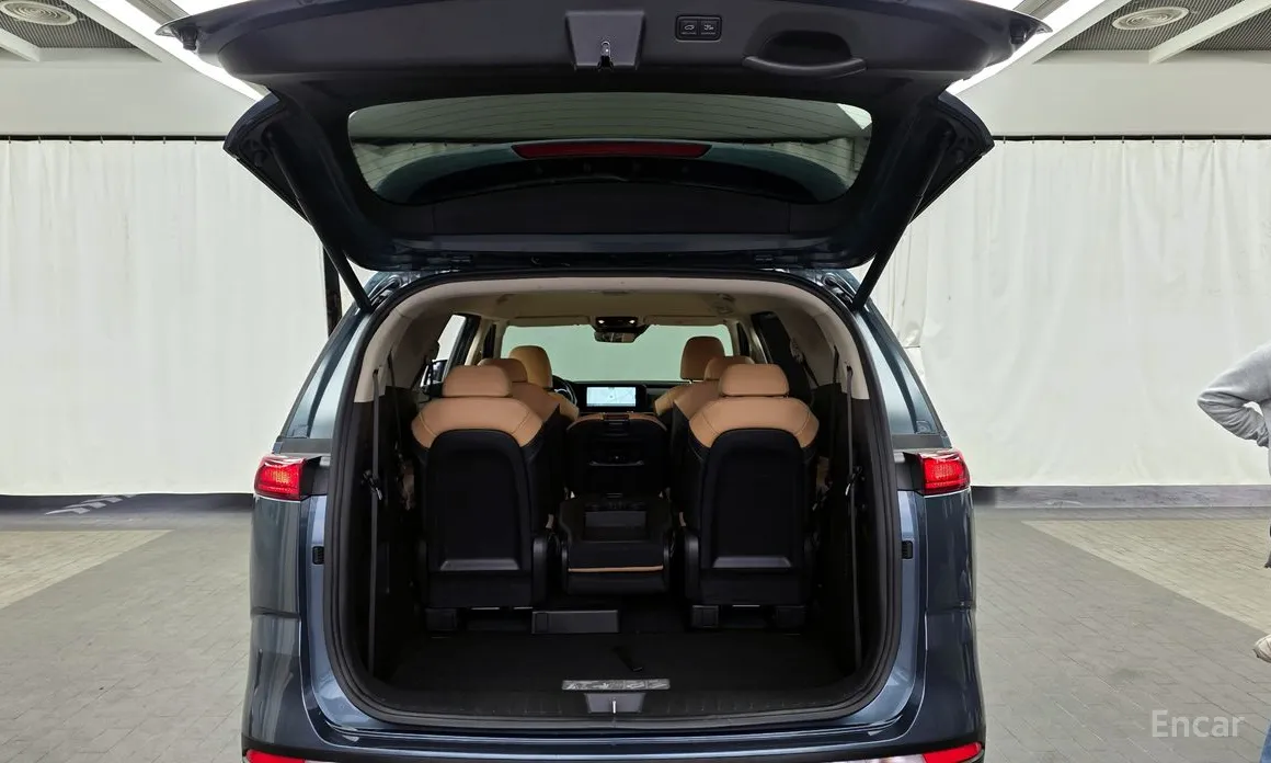 Фото 20 - Kia Carnival