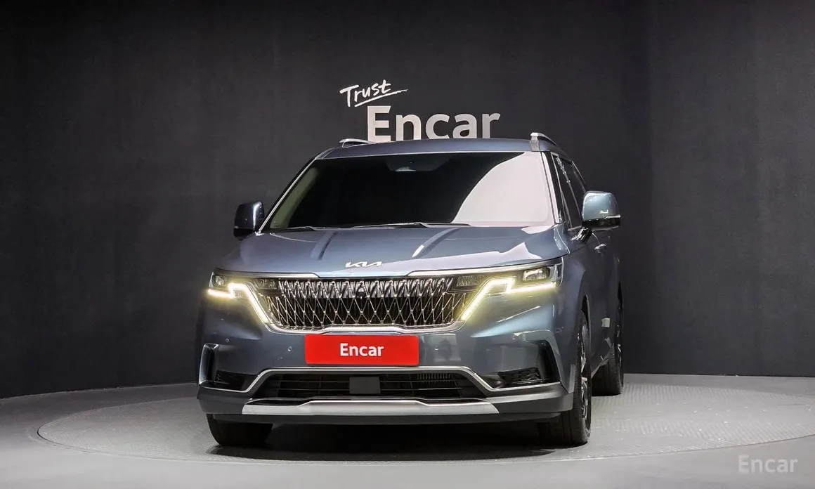 Фото 3 - Kia Carnival