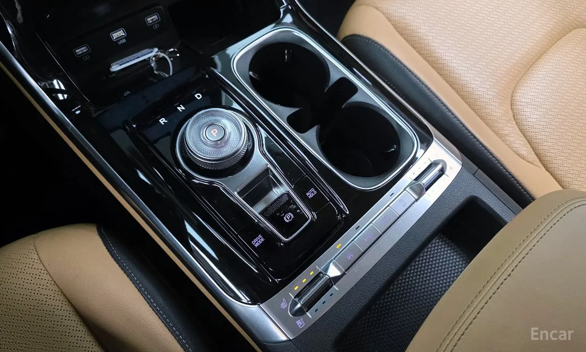 Фото 9 - Kia Carnival