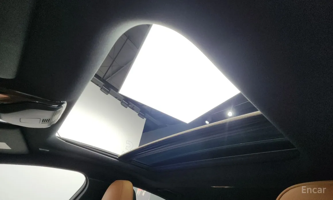 Фото 18 - BMW i4