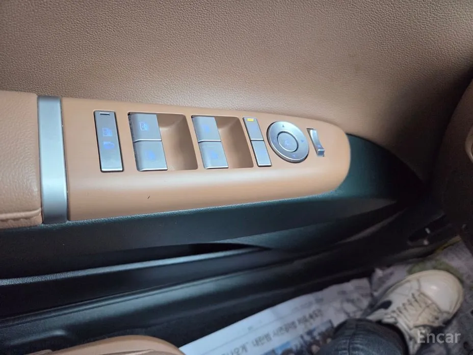 Фото 18 - Hyundai Grandeur