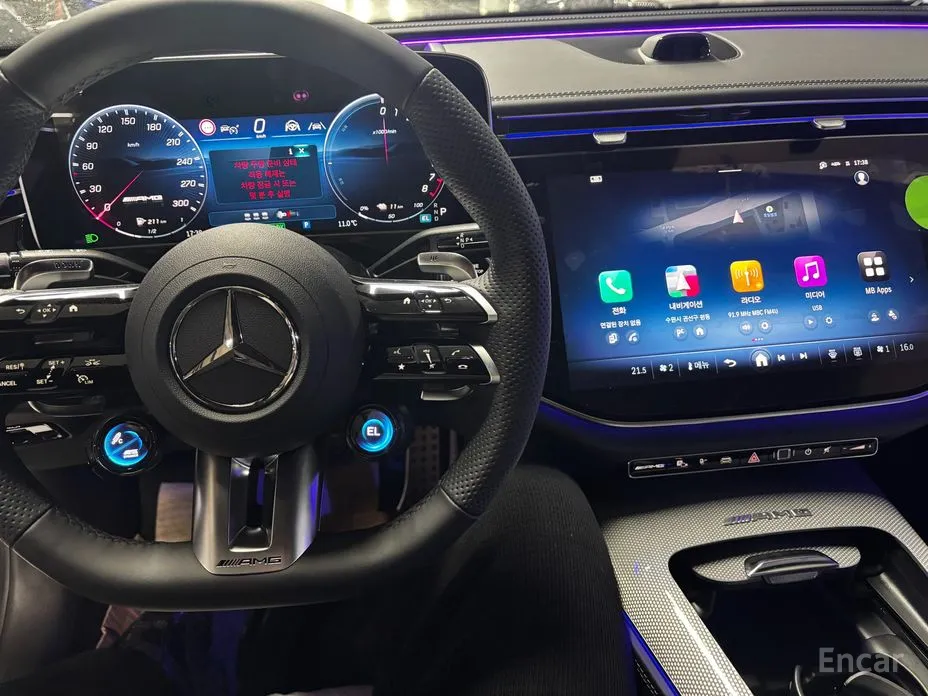 Фото 11 - Mercedes-Benz E-Class