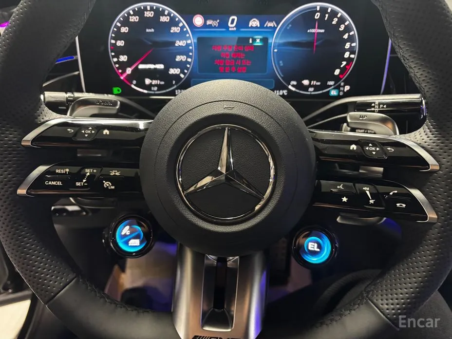 Фото 15 - Mercedes-Benz E-Class