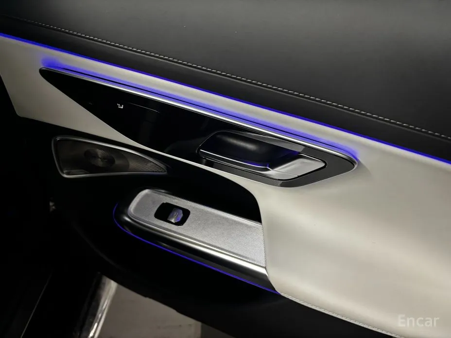 Фото 7 - Mercedes-Benz E-Class