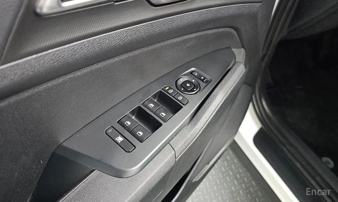 Фото 17 - Kia Sportage