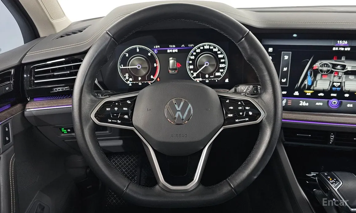 Фото 13 - Volkswagen Touareg