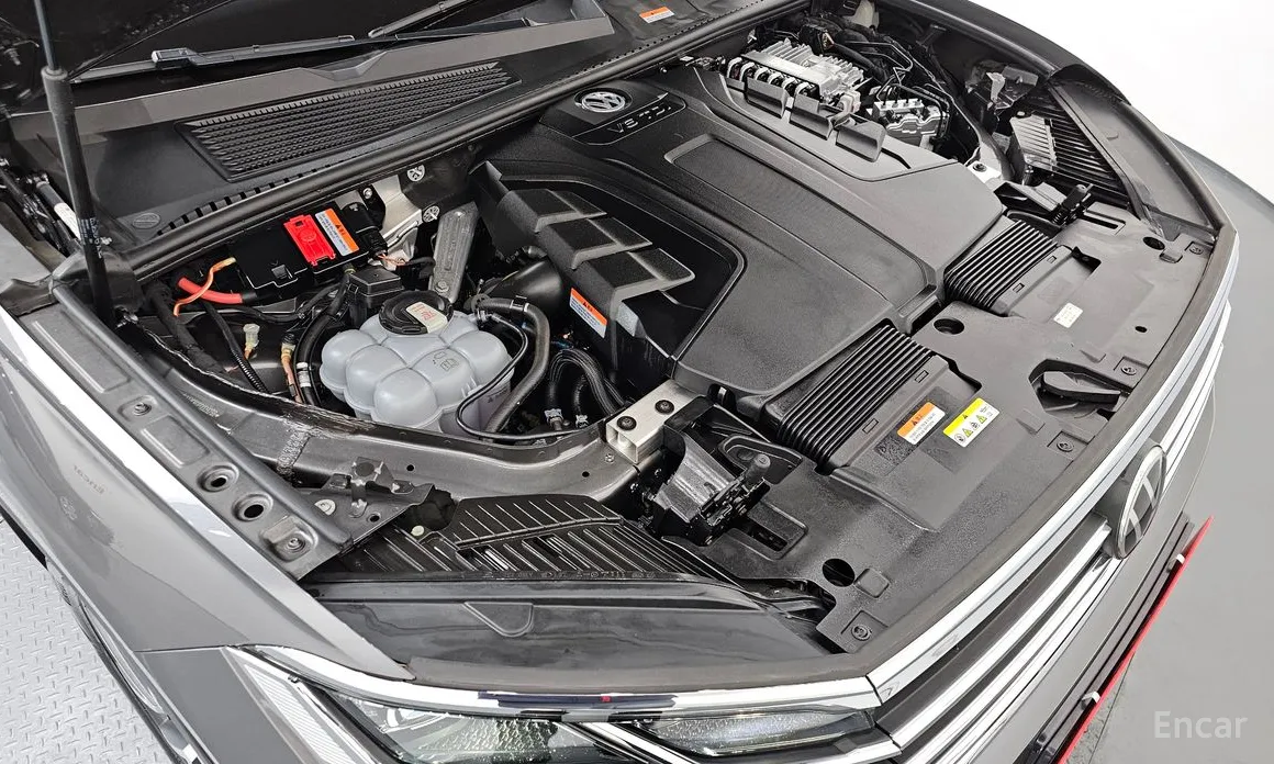 Фото 6 - Volkswagen Touareg