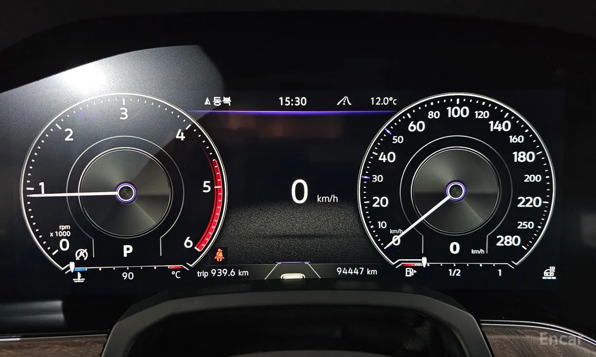 Фото 8 - Volkswagen Touareg