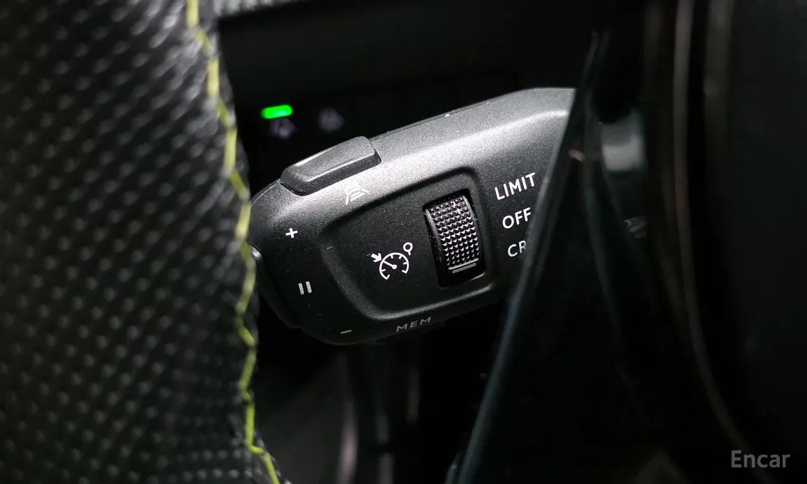 Фото 19 - Peugeot 2008