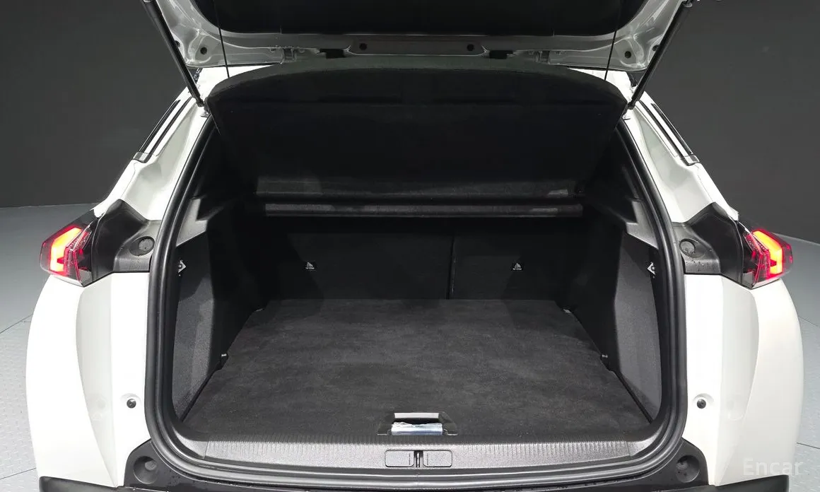 Фото 20 - Peugeot 2008