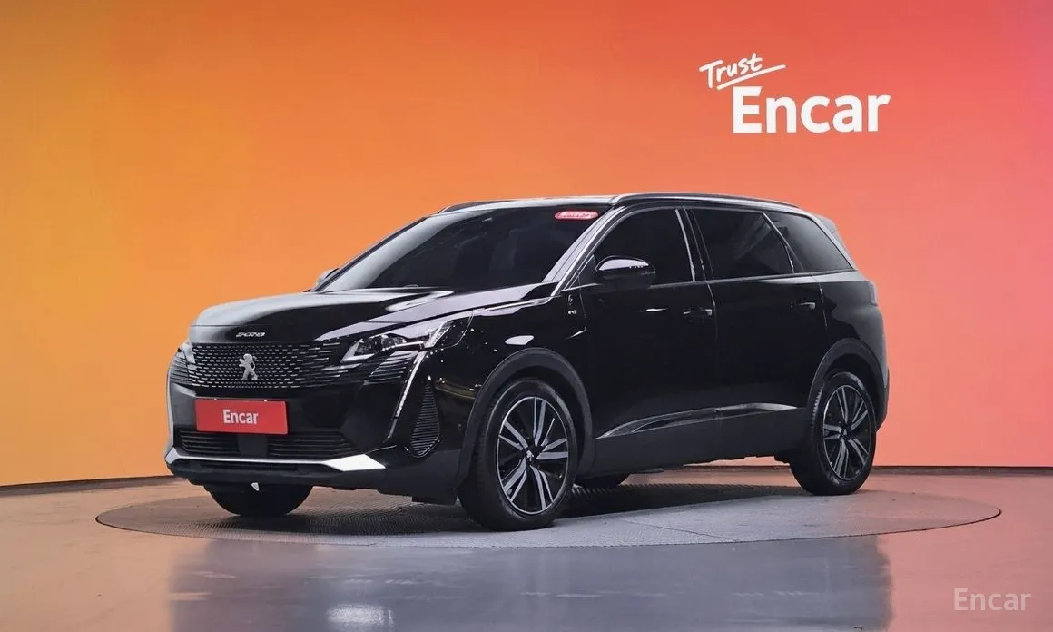 Фото 1 - Peugeot 5008