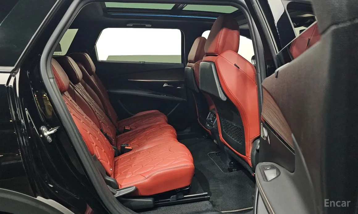 Фото 12 - Peugeot 5008