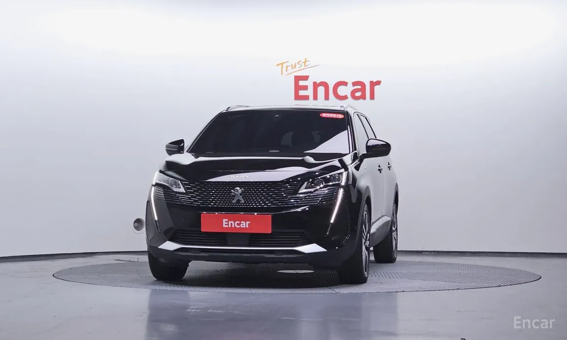 Фото 3 - Peugeot 5008