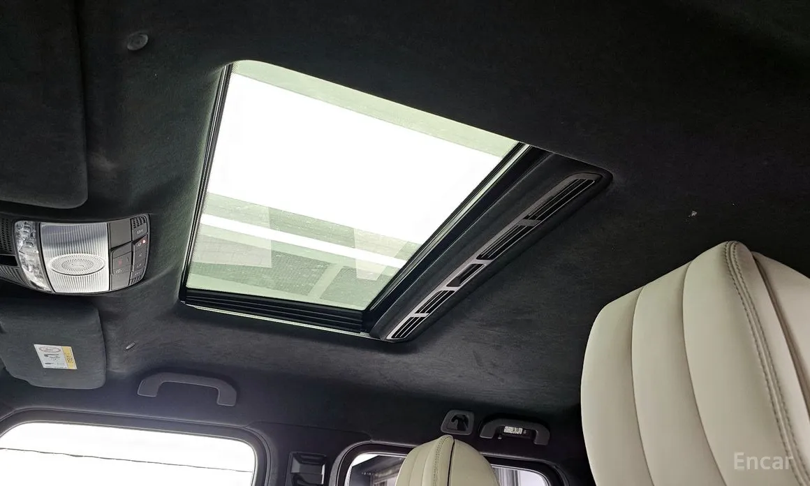 Фото 19 - Mercedes-Benz G-Class