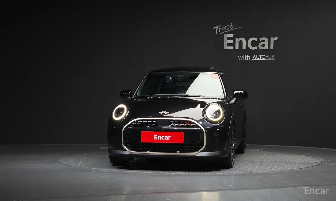 Фото 3 - Mini Cooper